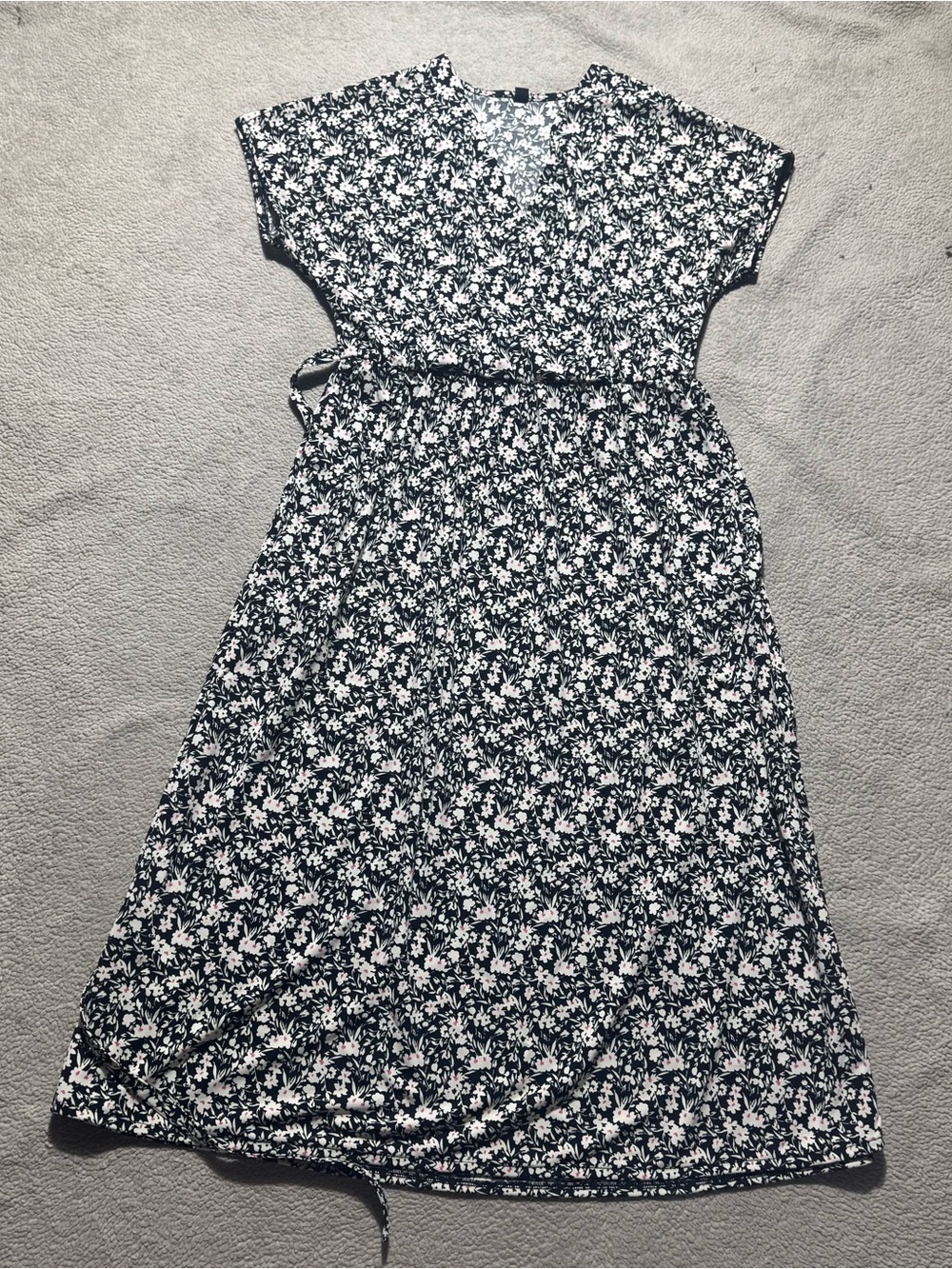 Uniqlo Dress Womens Small V Neck Short Sleeve Waist Tie A Line Floral Pullover